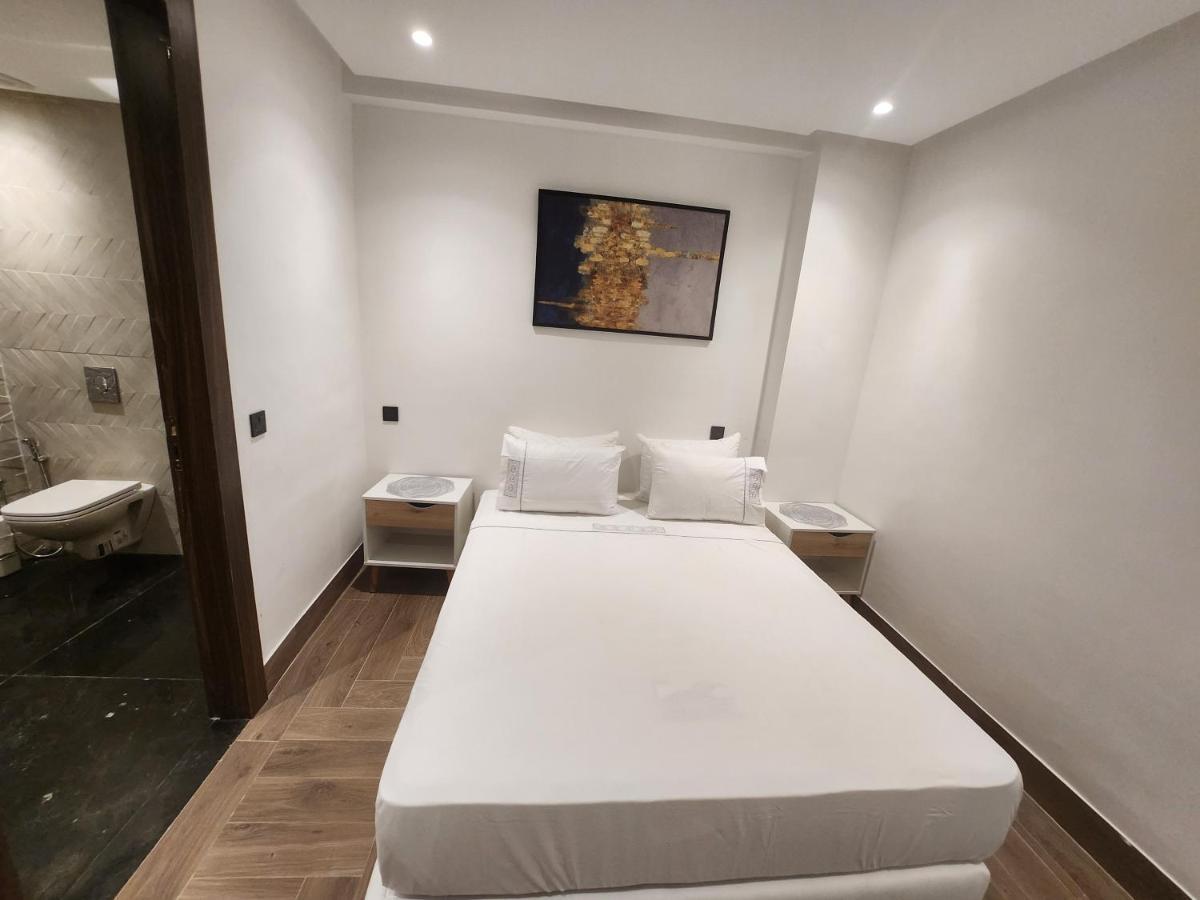Modern Luxury Retreat: 2-Bedroom Apartment In The Heart Of Marrakech Марракеш Екстер'єр фото