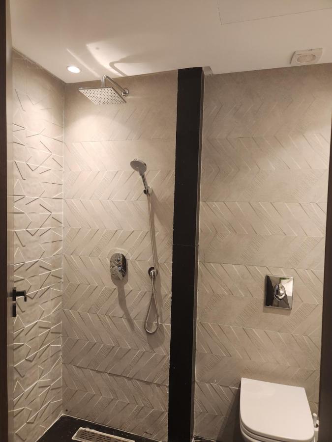 Modern Luxury Retreat: 2-Bedroom Apartment In The Heart Of Marrakech Марракеш Екстер'єр фото